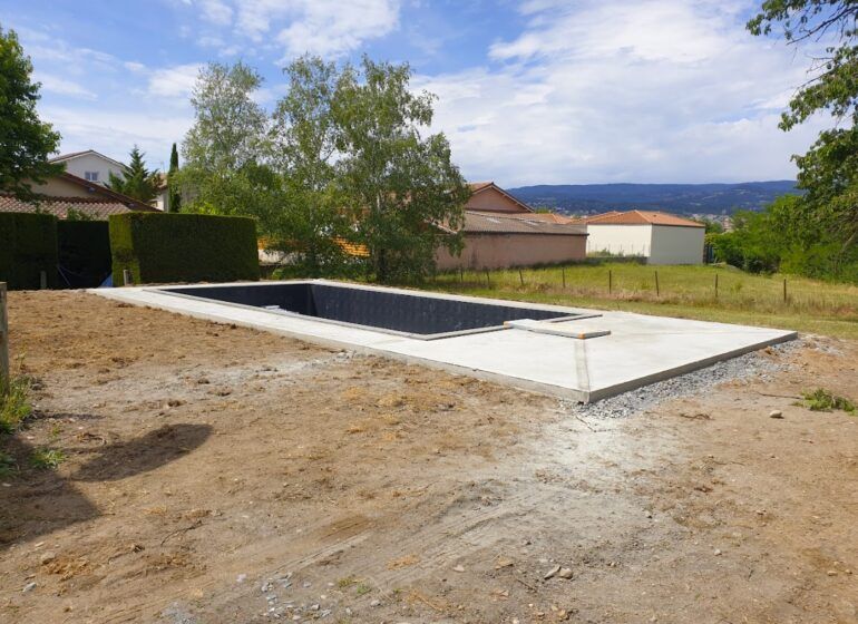 Piscines à Roanne et alentours